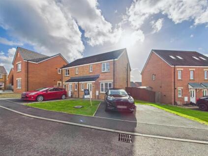 Heol Cae Pownd, Cefneithin, Llanelli