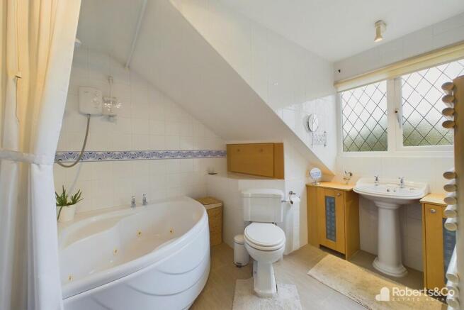 Ensuite