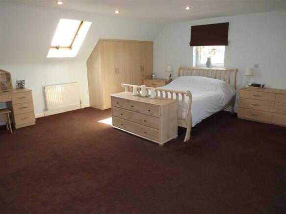 BEDROOM 1