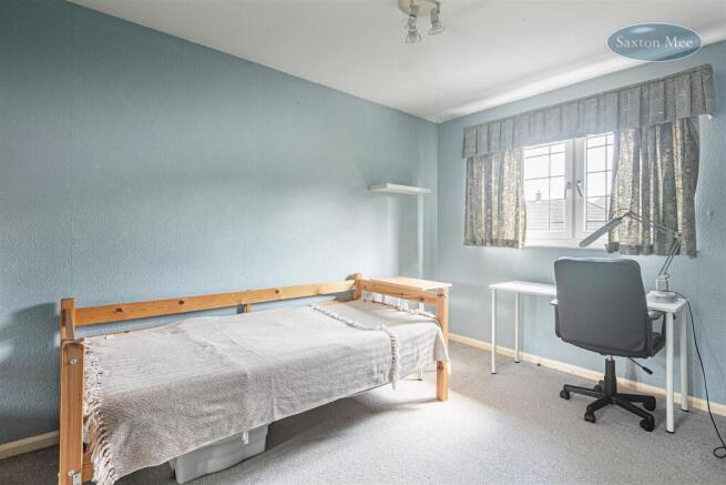 4 bed Detached for sale Image 12