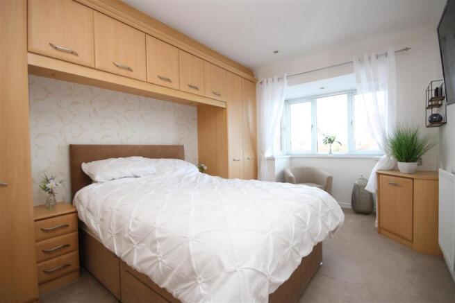 Bedroom 2 (Front)