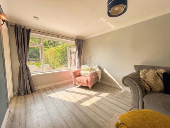 3 bed Semi-Detached Bungalow for sale Image 8