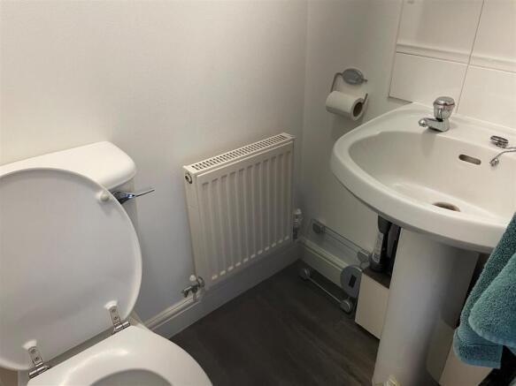 4 bed Terraced for sale Image 5