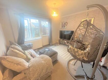 Celia Close, Waterlooville, PO7