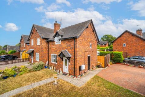Oak Street, Highley, WV16