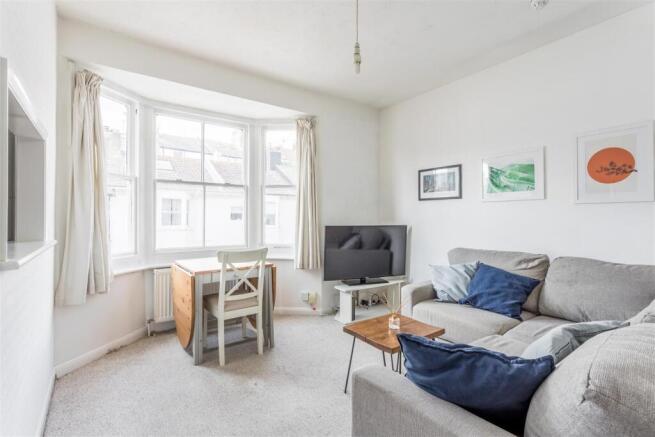 Flat 4, 30 Buckingham Street-6.jpg