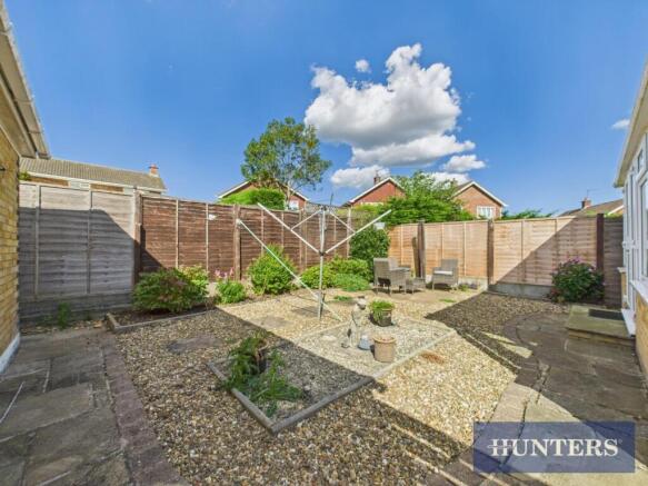2 bed Semi-Detached Bungalow for sale Image 11