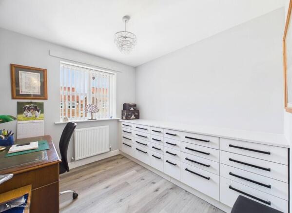 3 bed Detached for sale Image 10