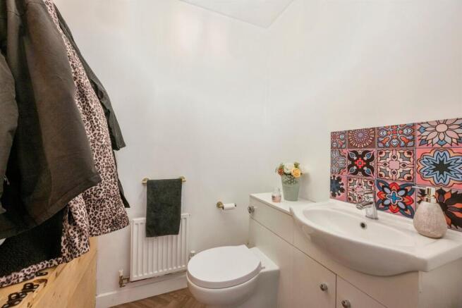 3 bed Terraced for sale Image 6