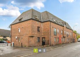 Flat 1, Tollgate House, North Street, Bicester OX26 6NX