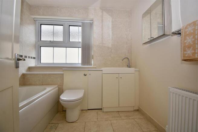 2 bed Detached Bungalow for sale Image 10