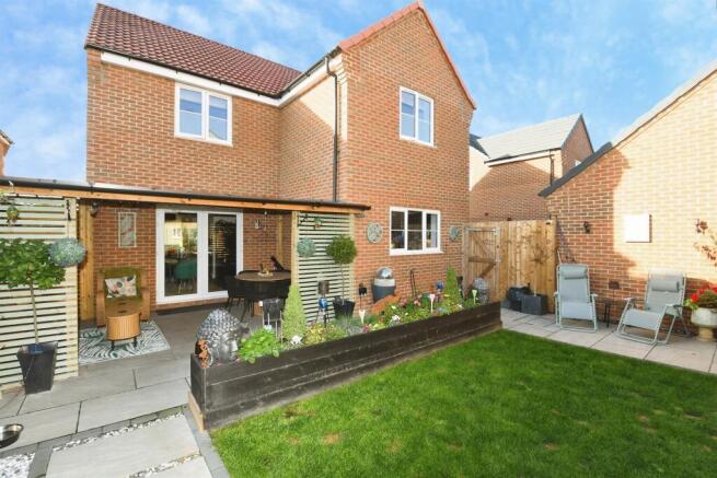 Harrow Drive, Frampton, Boston photo 2