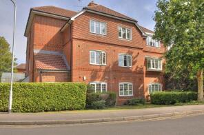 12, Ashdene Gardens, Reading RG30 2EP
