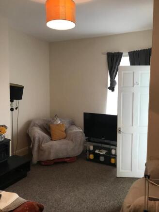 Lounge T202603041126.jpg