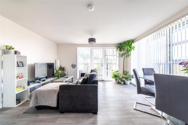 Hillier Crescent, Northfleet, Gravesend, Kent, DA11 photo 3