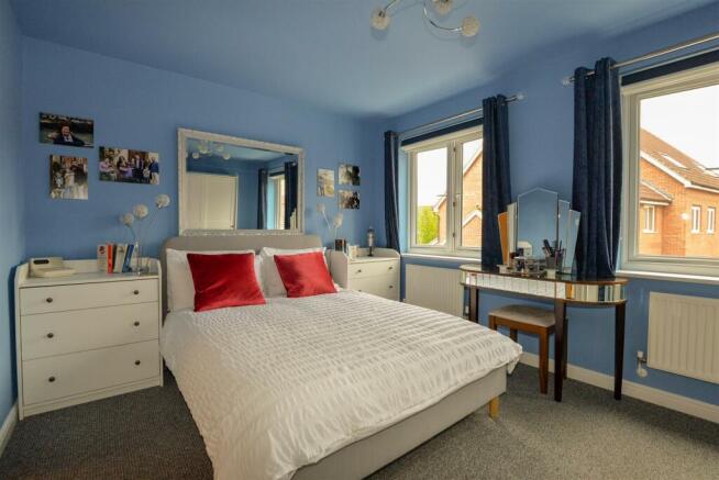 Bedroom1 2.jpg