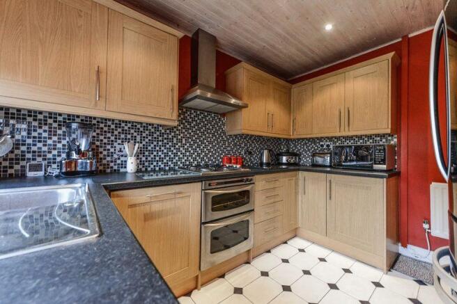 Fitted kitchen