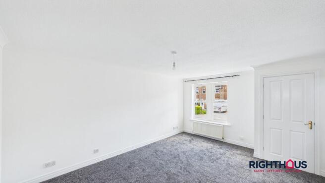 3 bed Semi-Detached to rent Image 9
