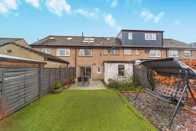 3 bed Terraced for sale Image 9
