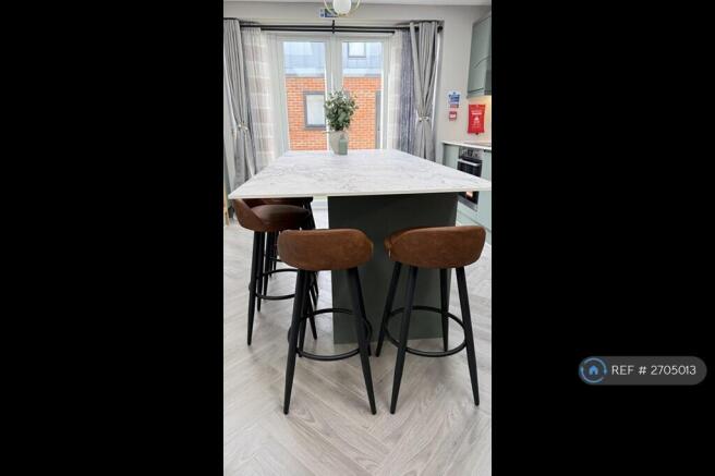 Kitchen/Diner Section
