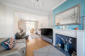 114, Hampden Way, Southgate, London N14 5AX