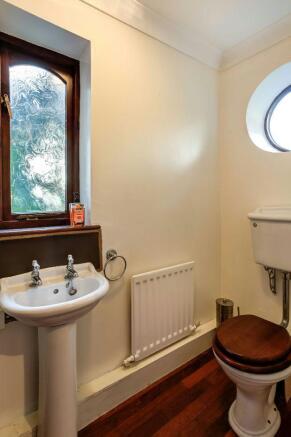 CLOAKROOM