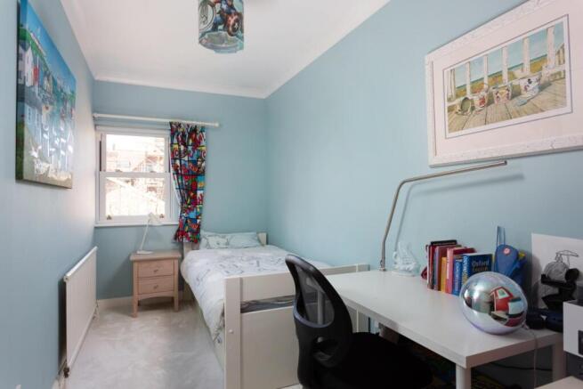 2 bed Apartment for sale Image 8