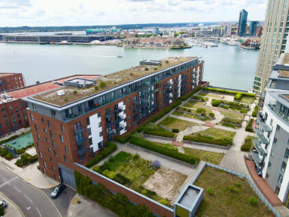 Fairbourne Court, Denyer Walk, Southampton, SO19 9UJ