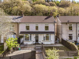 2, Fernbank, Cardiff Road, Merthyr Vale, Merthyr Tydfil CF48 4RX