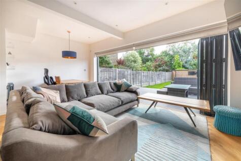Maybank Road, South Woodford