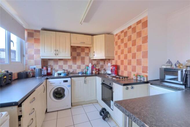 3 bed Terraced for sale Image 5