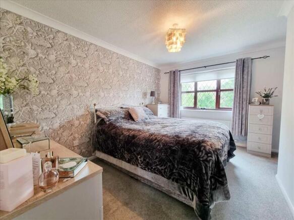 Bedroom 1: