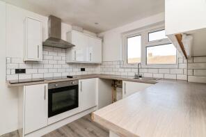 61, Carnarvon Place, Nottingham NG13 8FH