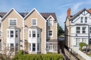 Flat 2, York Court, York Road, Conwy LL31 9PX
