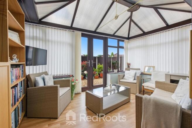 3 bed Detached Bungalow for sale Image 5