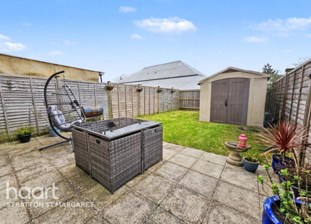 Coronel Close, Swindon photo 4