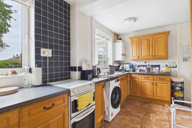 3 bed Semi-Detached for sale Image 8
