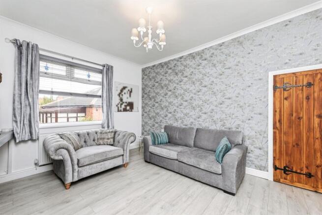 3 bed Detached Bungalow for sale Image 11