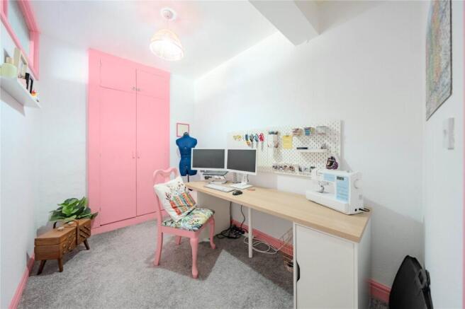 2 bed Terraced for sale Image 5
