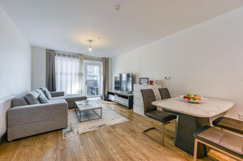 Bowen Drive, Charlton, LONDON, SE7