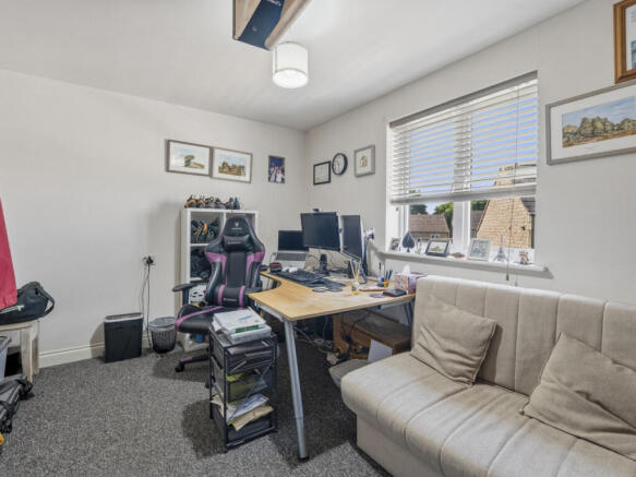 3 bed Terraced for sale Image 10