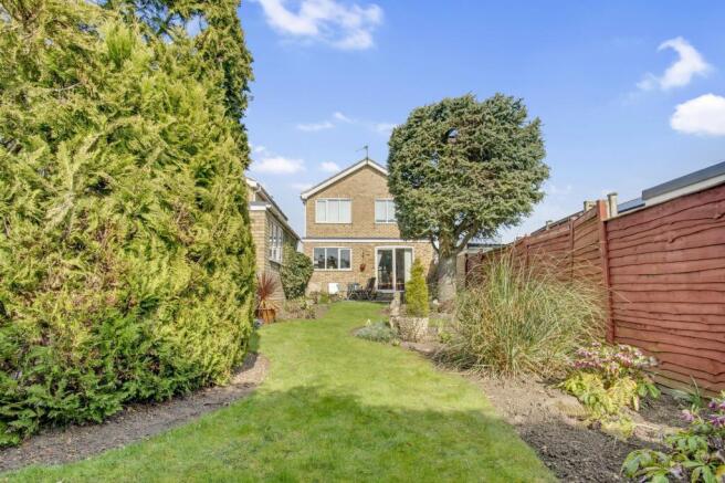 3 bed Detached for sale Image 4
