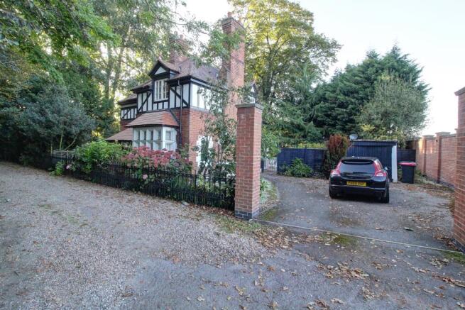 Front Aspect, Drive & Garage