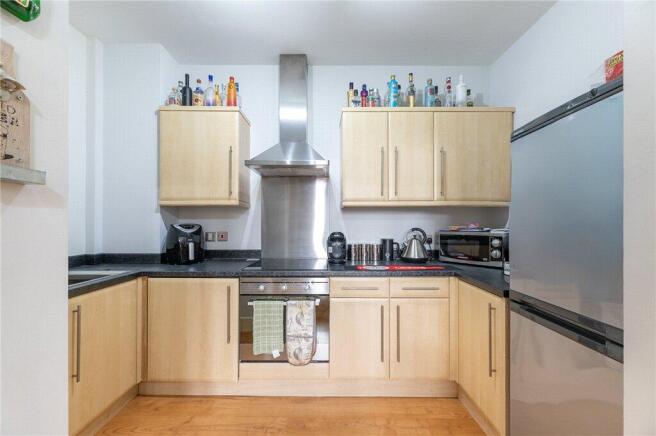 2 bed Apartment for sale Image 5