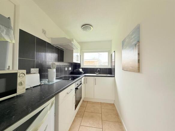 Kitchen area.jpg