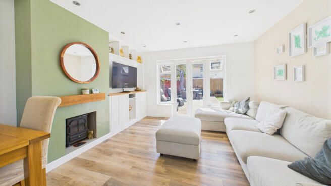 CAM04968G0-PR0054-STILL001