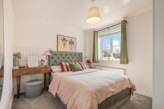 3 bed Semi-Detached for sale Image 11