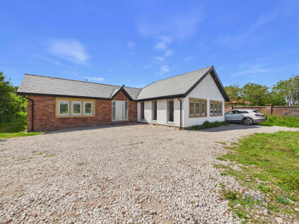 Moss House Lane, Westby, PR4