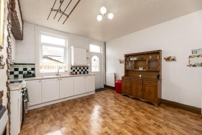 2 bed Terraced for sale Image 6