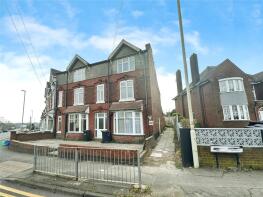 98, Blowers Green Road, Dudley DY2 8UR